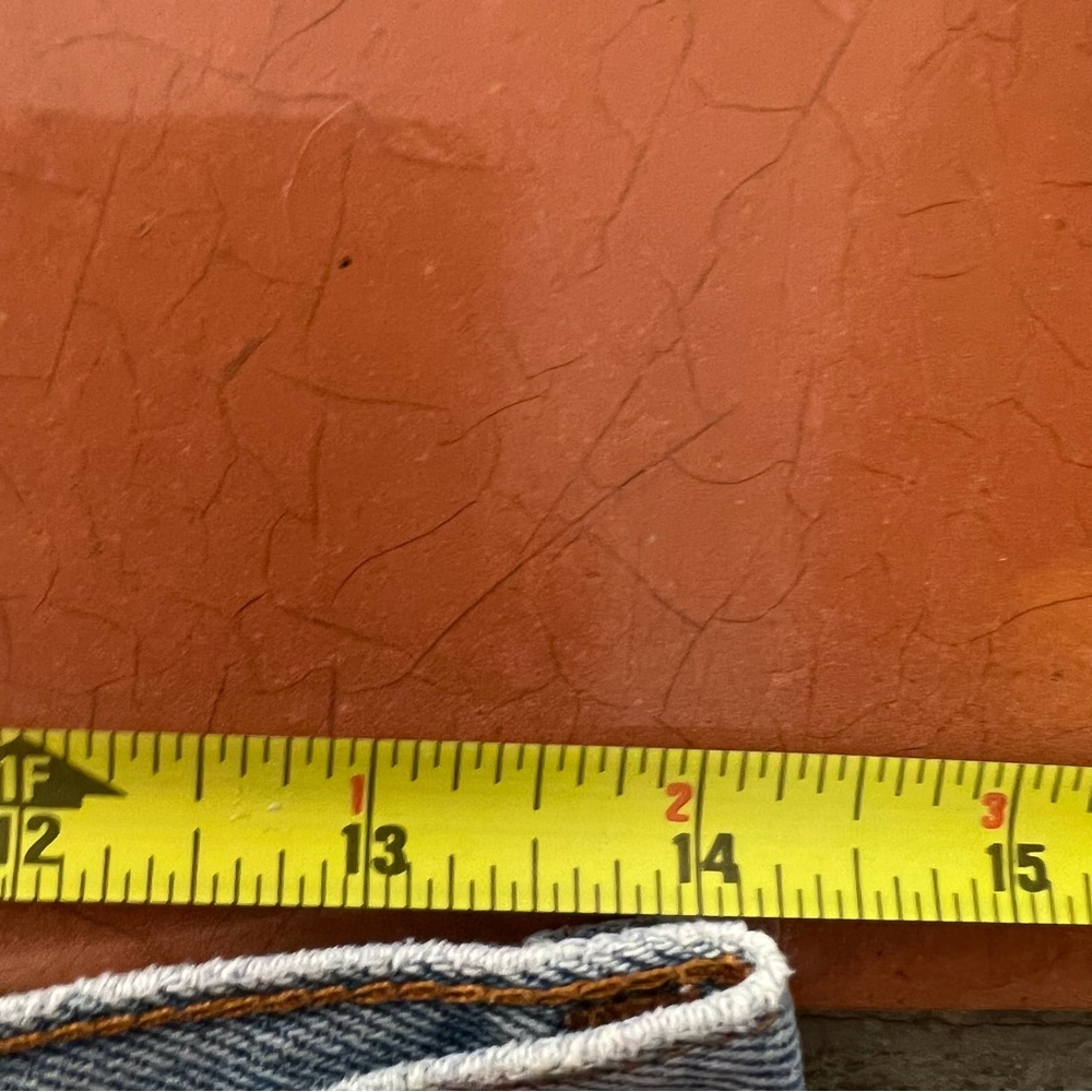 Levi’s cut offs - Picture 2 of 5